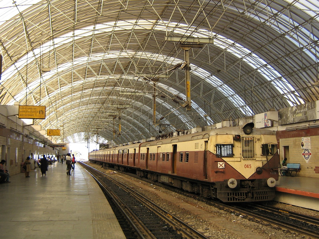 places to visit in chennai near railway station